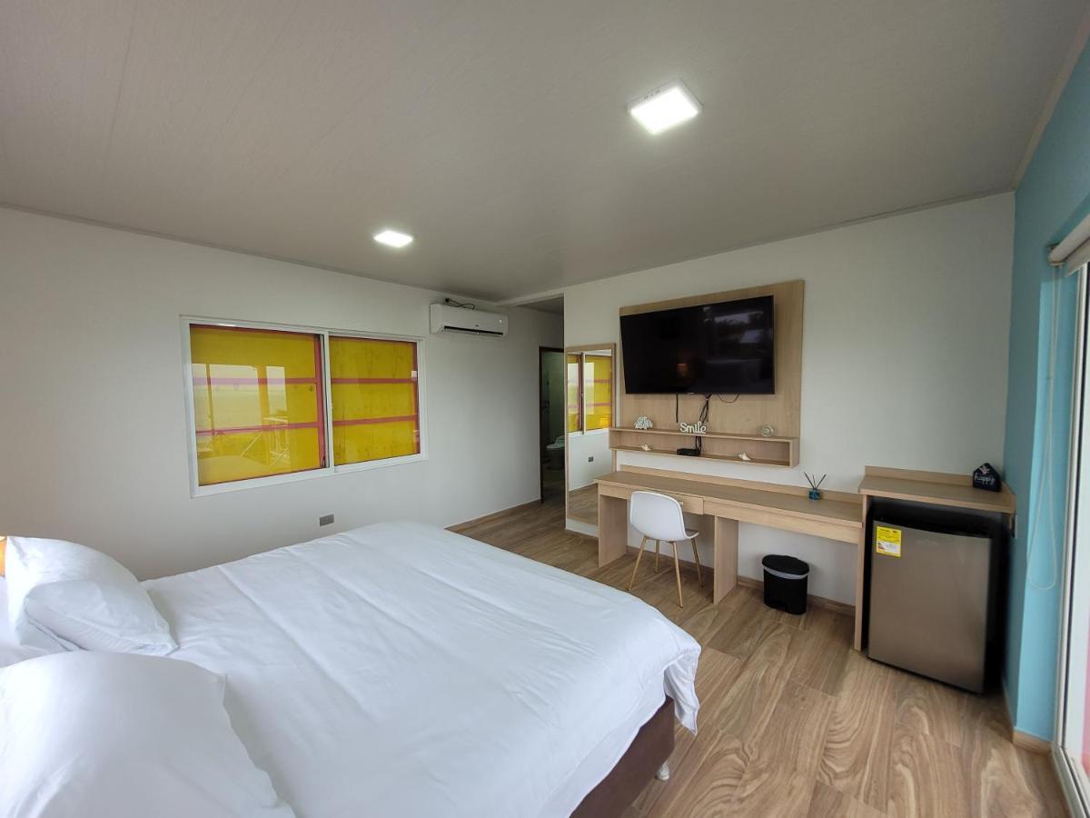 321 Surprise Beach House And Glamping Archibolds Exterior foto