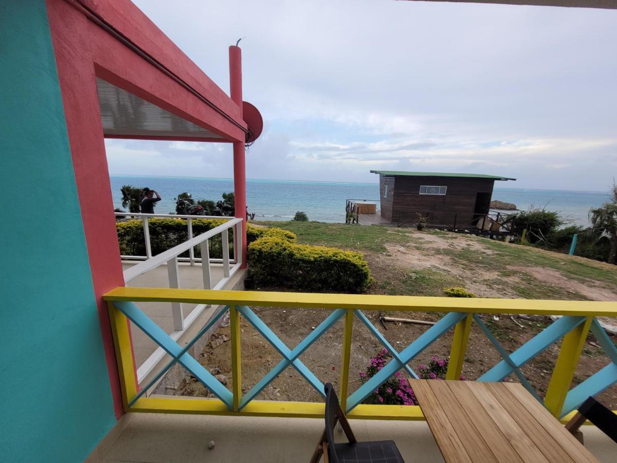321 Surprise Beach House And Glamping Archibolds Exterior foto