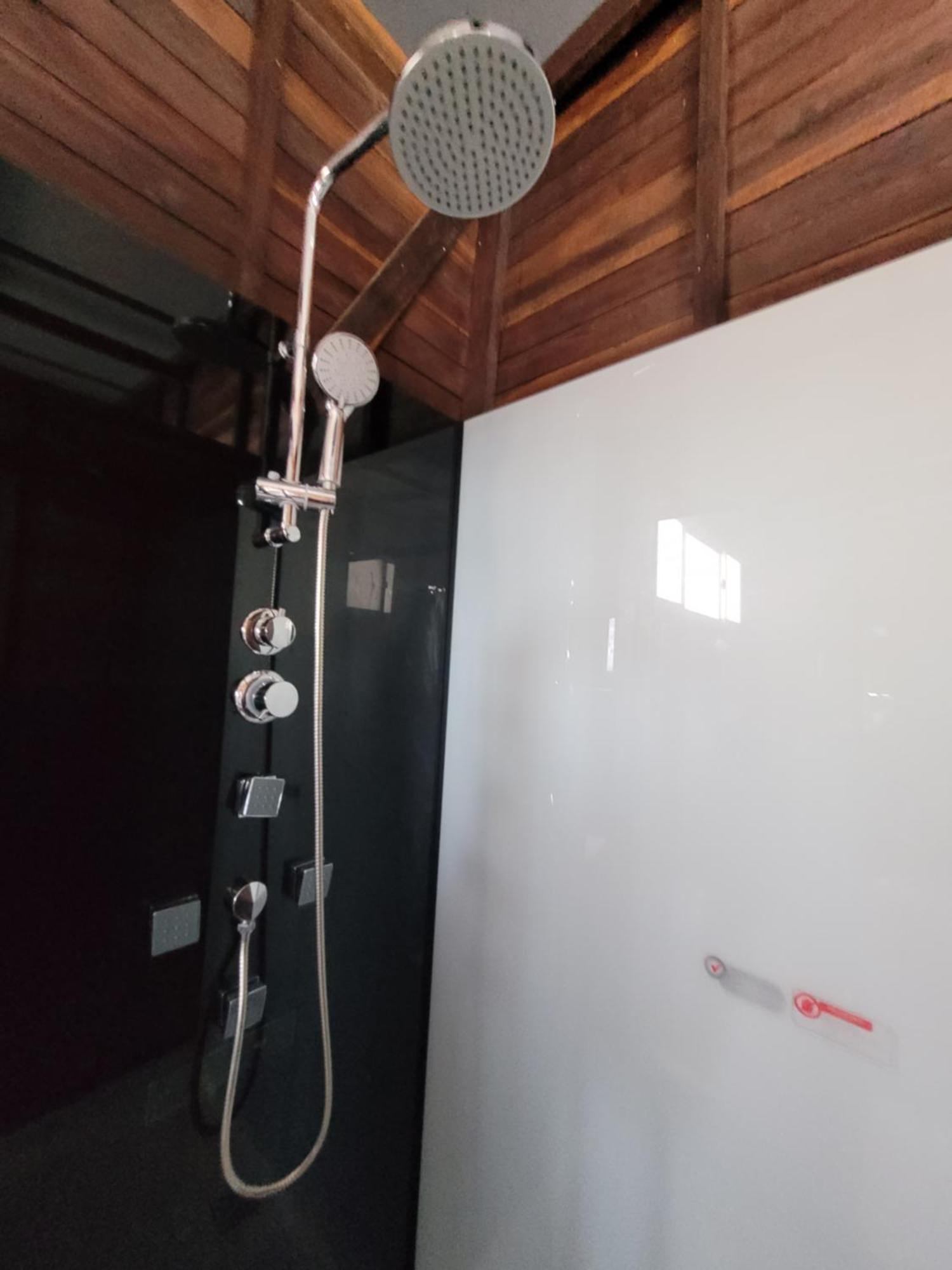 321 Surprise Beach House And Glamping Archibolds Exterior foto